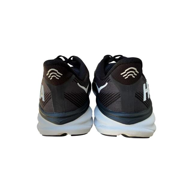 Hoka One One Clifton IX Running Shoe EUC Men size 9.5